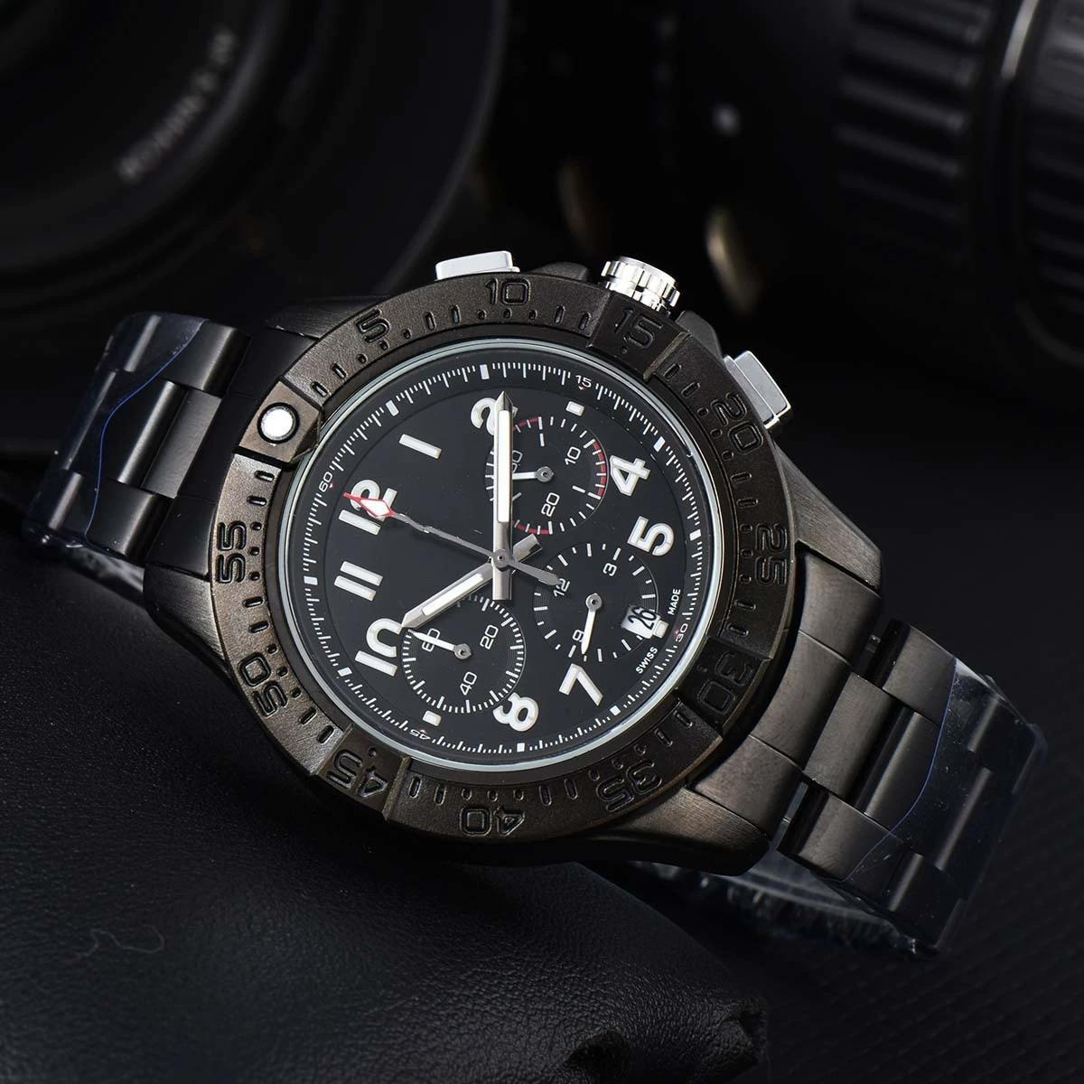 Breitling Avenger 8